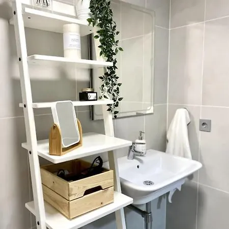 Apto Residencial Terrazas De Sotavento * גרנדילה דה אבונה
